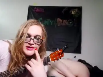 Chaturbate Free Porn Cam of mscuntyluxxe