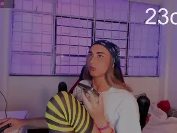 Chaturbate Sex Cam of sarahunter_