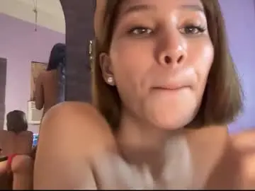 Chaturbate Live Porn of stellamckinley