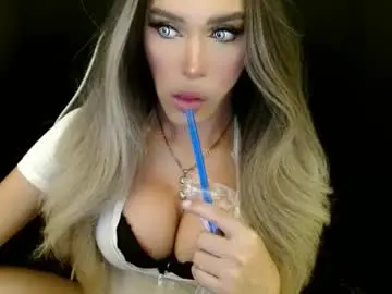 Chaturbate Live Sex of imyour_queen10