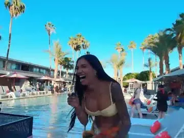 Chaturbate Best live sex cam show of sweetlaurasaenz