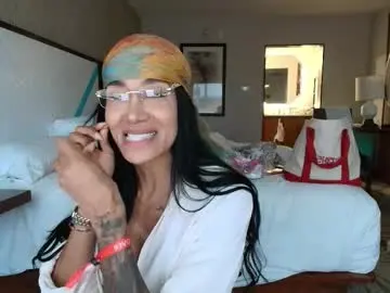 Chaturbate Live Porn of sweetlaurasaenz