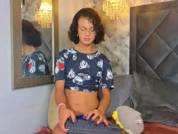 Chaturbate Best live sex cam show of indi_rave