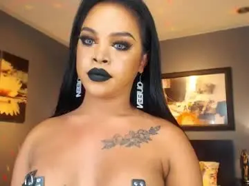 Chaturbate Free Porn Cam of urmajestytyra