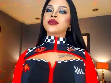 Chaturbate Watch Live Sex Cams of urmajestytyra
