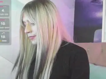 Chaturbate Live Sex Cam of alishaa_nixx