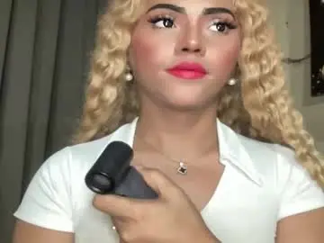 Chaturbate Watch Live Sex Cams of yvonne_guidotti