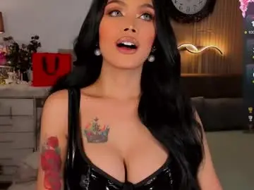 Chaturbate Live Sex Cam of divinequeen
