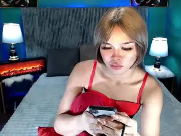 Chaturbate Free Live Porn of ariana_queen_hugecock69