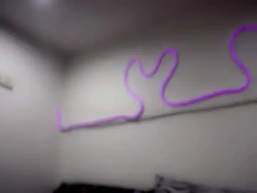 Chaturbate Free Porn Cam of urxxxhotandie