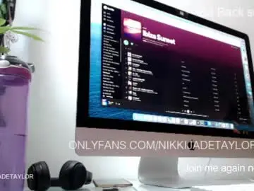 Chaturbate Sex Cam of nikkijadetaylor
