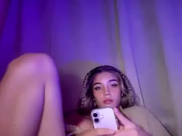 Chaturbate Adult Video Chat of make_me_proud19