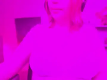 Chaturbate Adult Video Chat of krystalsyxx