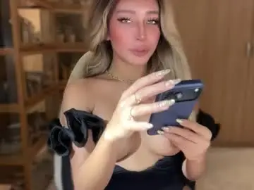 Chaturbate Free Porn Cam of yourlovingpearlita1000