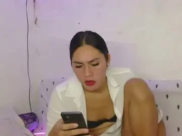 Chaturbate Nude Webcam of furbby_foxy