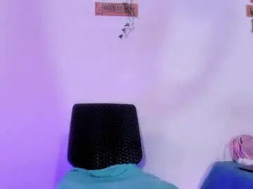 Chaturbate Live Sex Cam of alisiacollinsss