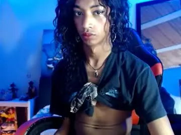 Chaturbate Watch Live Sex Cams of maidi_hot