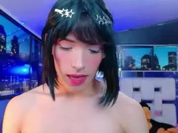 Chaturbate Live Sex Cam of isaacnova