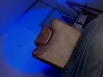 Chaturbate Live Sex Cam of azulawitch