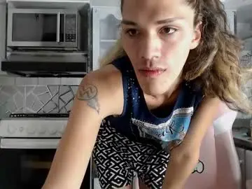 Chaturbate Best live sex cam show of crisozzz