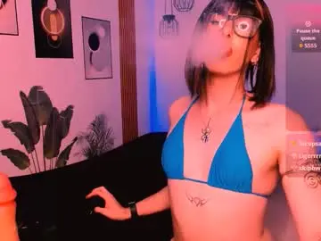 Chaturbate Nude Webcam of sweetjames2810