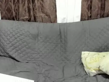 Chaturbate Live Sex Cam of kayle_love_hot