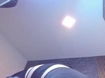 Chaturbate Live Porn of diosaa_golden