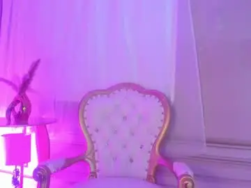 Chaturbate Live Sex Cam of foxi_cameron