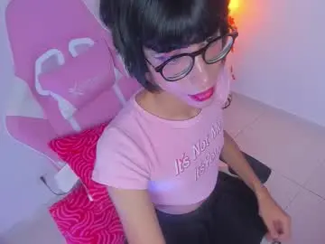 Chaturbate Watch Live Sex Cams of madeline_21