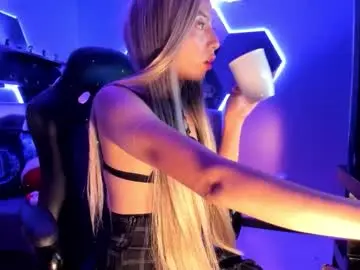 Chaturbate Nude Webcam of isabella_glam
