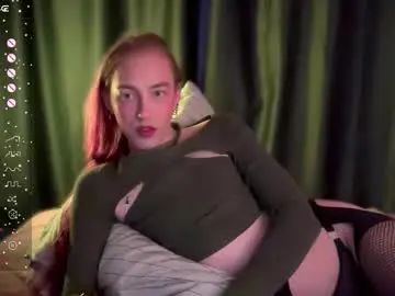 Chaturbate Best live sex cam show of avril_pearly_