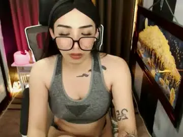 Chaturbate Adult Video Chat of yassiered