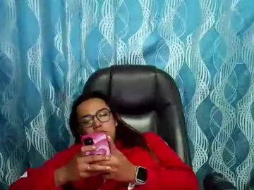 Chaturbate Adult Webcam of your_dreamgirlxxx69