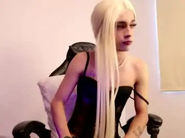 Chaturbate Free Porn Cam of chloe_embeer69