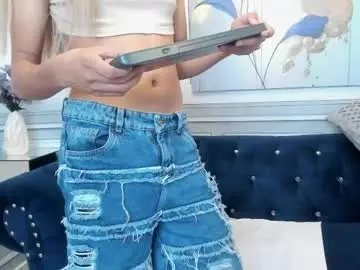 Chaturbate Adult Video Chat of sophiesexxx_