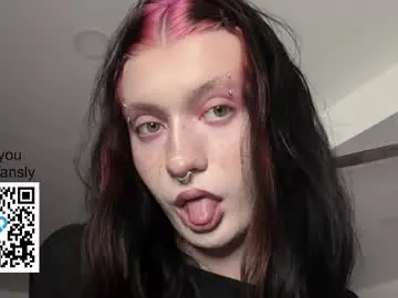 Chaturbate Live Sex Cam of vailyreb