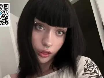 Chaturbate Live Sex Cam of vailyreb