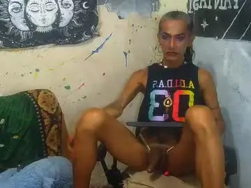 Chaturbate Sex Cam of julieth_wolf