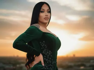 Imlive Free Live Porn of Miss9inchs