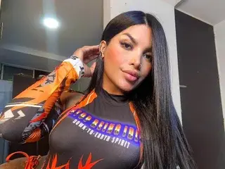 Streamate Watch Live Sex Cams of XXLATINAHOTXX