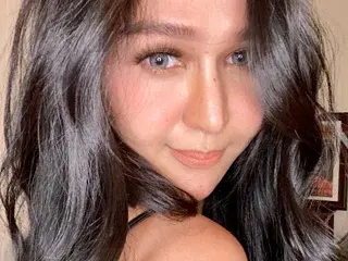 Streamate Free Live Porn of BlushDOLLx