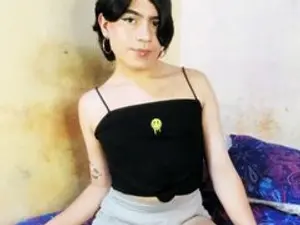 Streamate Nude Webcam of sweetfemb19