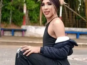 Streamate Sex Cam of CrisEvanz
