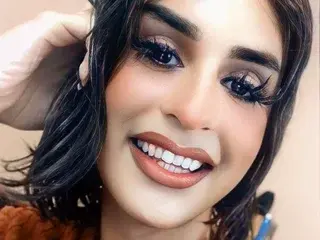 Streamate Live Sex of AlmaNegra32