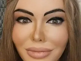 Streamate Adult Webcam of HungNCurvy