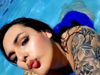 Streamate Free Live Porn of Sarah_Dolls