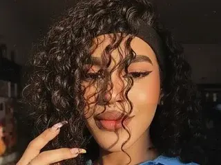 Streamate Live Sex Cam of Amaia_Monroe