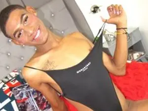 Streamate Live Sex Cam of Zachary_Hill