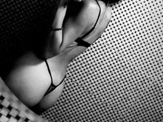 Streamate Sex Chat of salma_covers