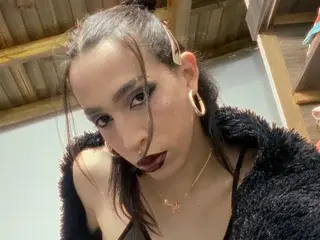 Streamate Nude Webcam of pamelaat2200